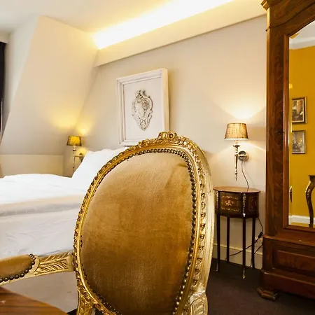 Hotel Diamonds And Pearls 2*