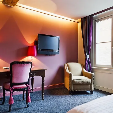 Hotel Diamonds And Pearls 2*